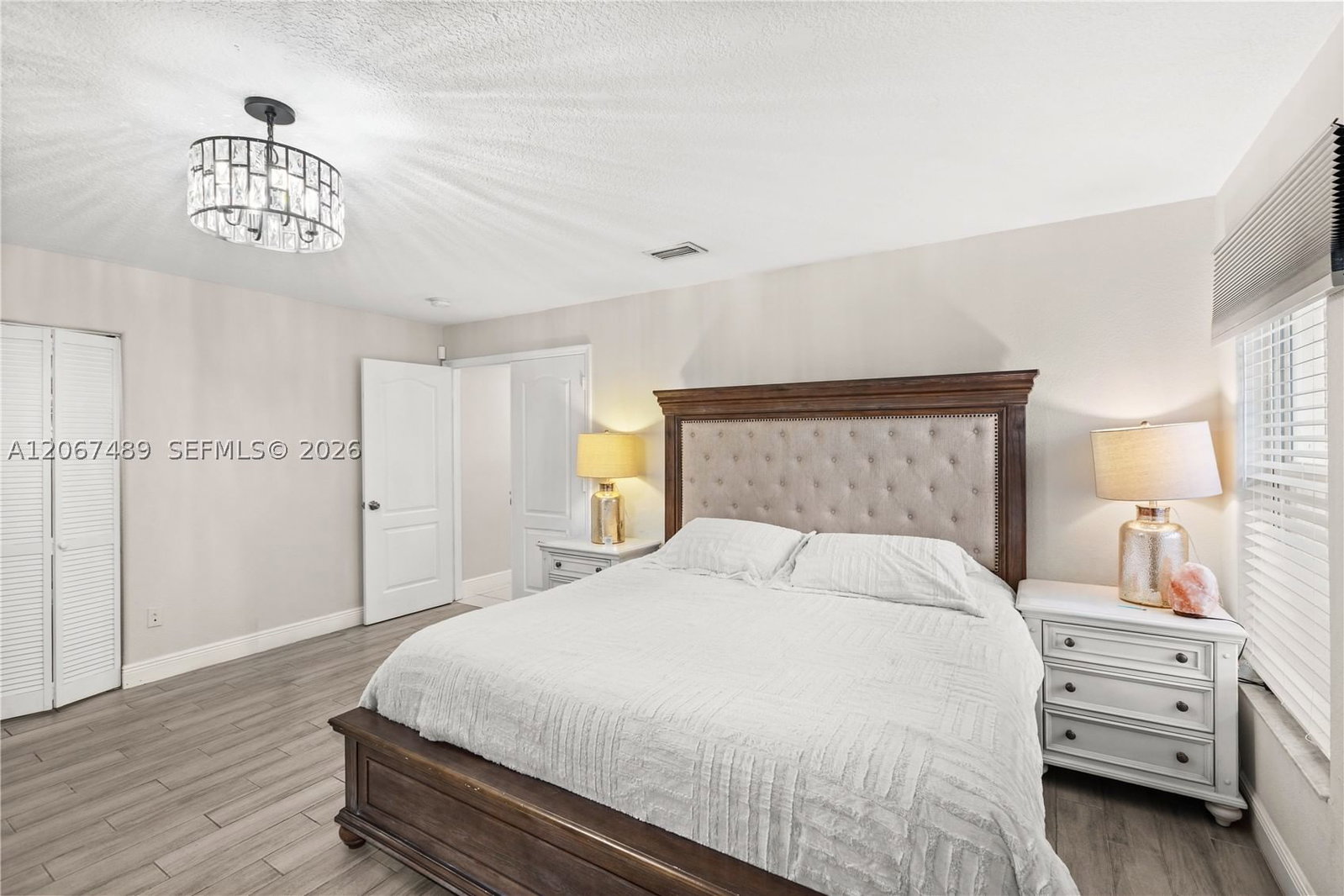 Real estate property located at 9840 28th Ter, Miami-dade, Vanderbilt Park Amd Pl, Doral, FL