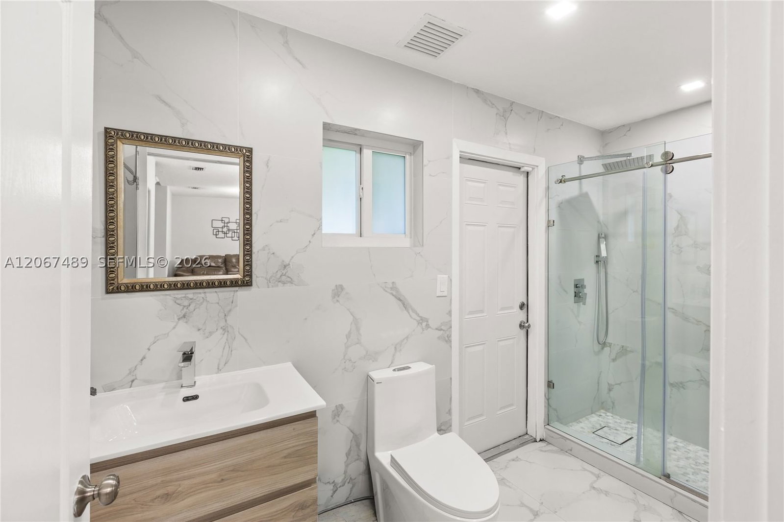 Real estate property located at 9840 28th Ter, Miami-dade, Vanderbilt Park Amd Pl, Doral, FL