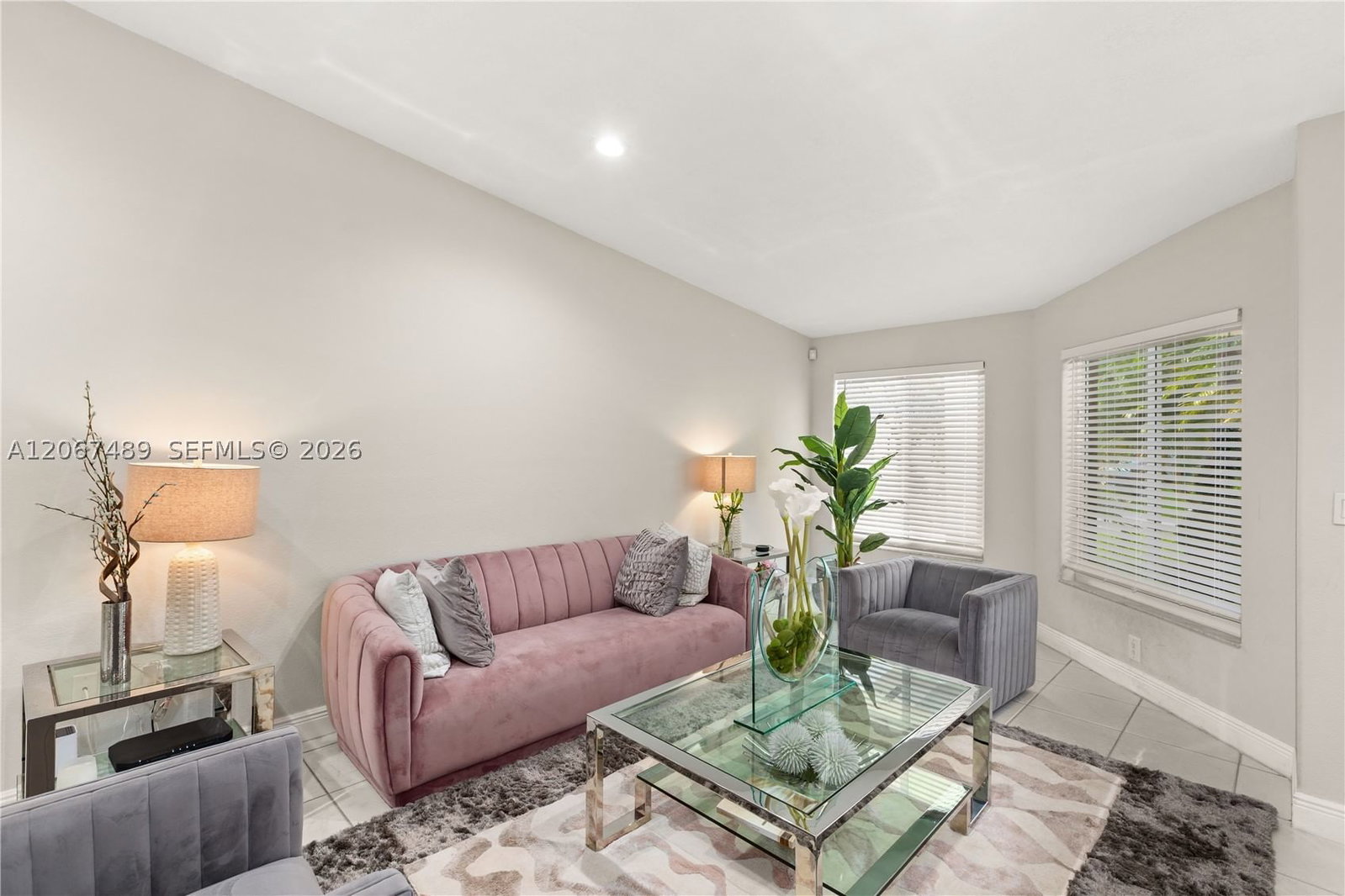 Real estate property located at 9840 28th Ter, Miami-dade, Vanderbilt Park Amd Pl, Doral, FL