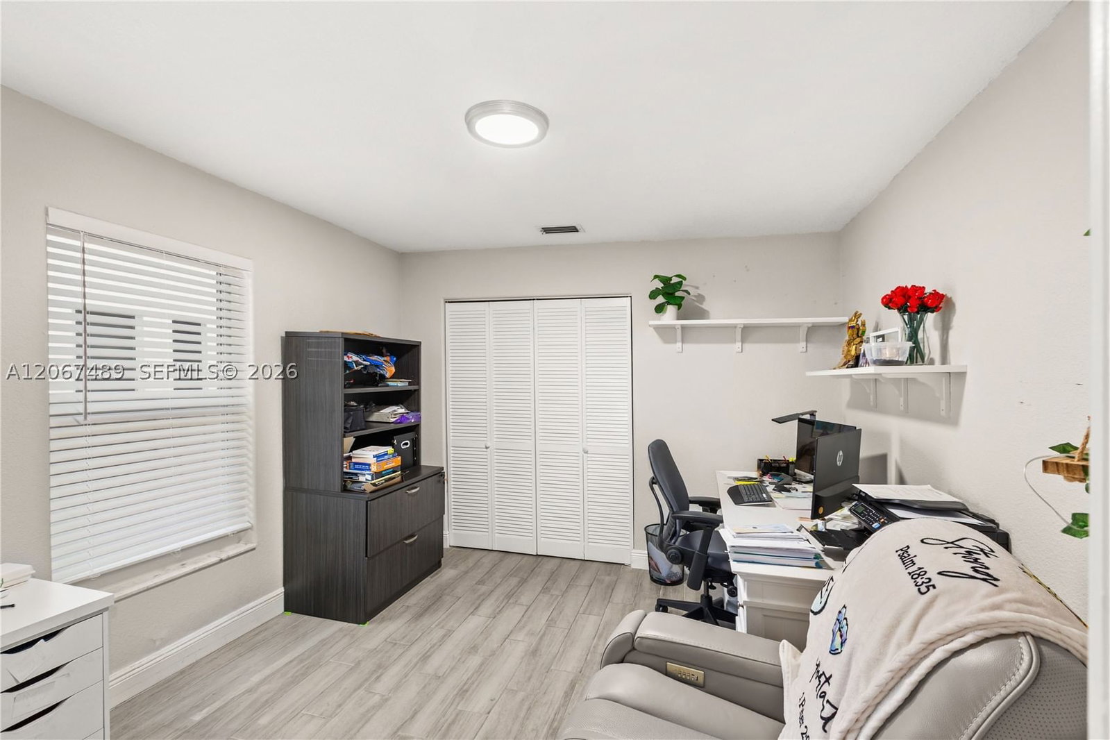 Real estate property located at 9840 28th Ter, Miami-dade, Vanderbilt Park Amd Pl, Doral, FL