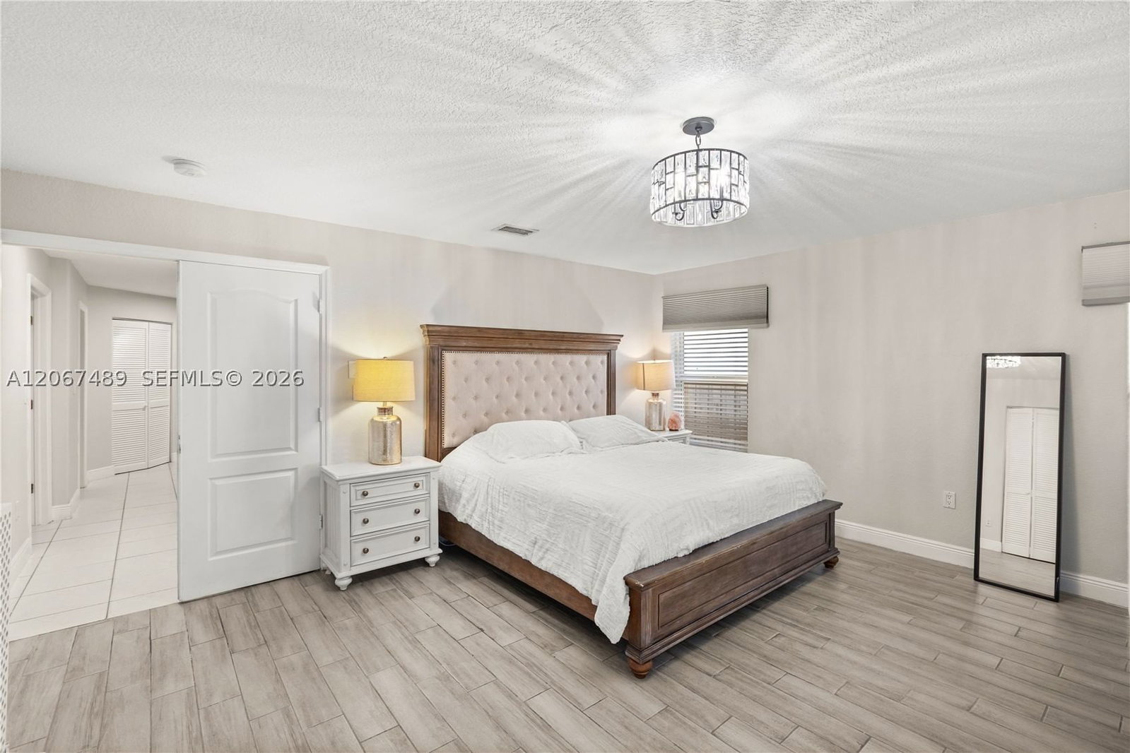 Real estate property located at 9840 28th Ter, Miami-dade, Vanderbilt Park Amd Pl, Doral, FL