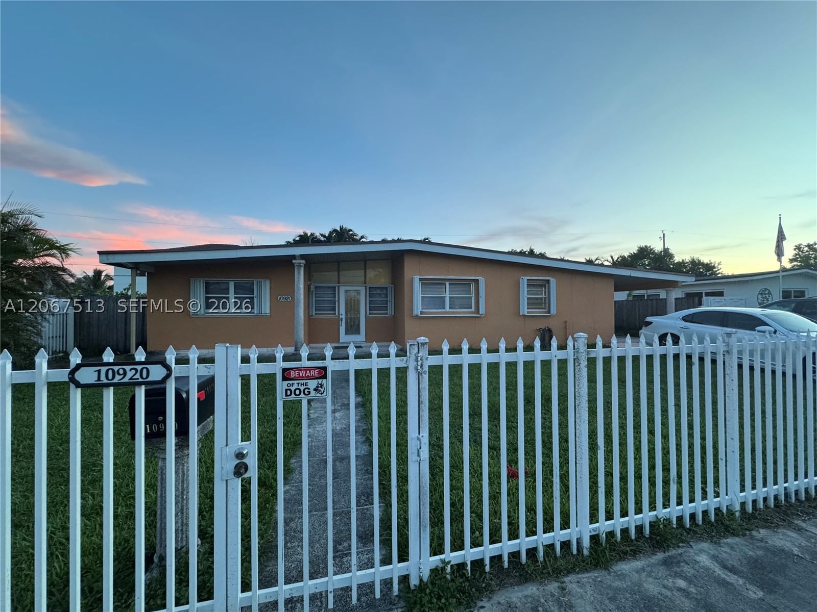 Real estate property located at 10920 Westwood Lake Dr, Miami-dade, Westwood Lake 10th Addn, Miami, FL