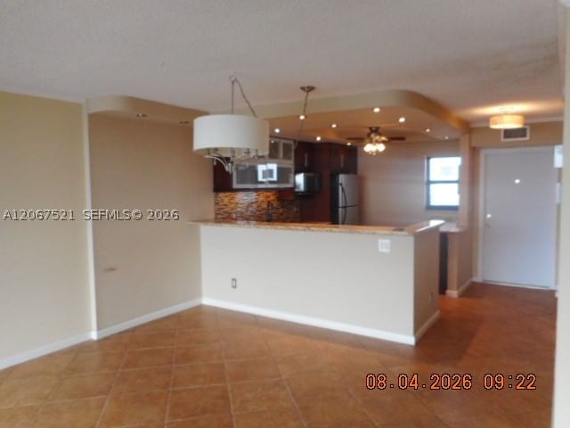 Real estate property located at 4800 Bayview Dr #802, Broward, Coral Towers Condo, Fort Lauderdale, FL