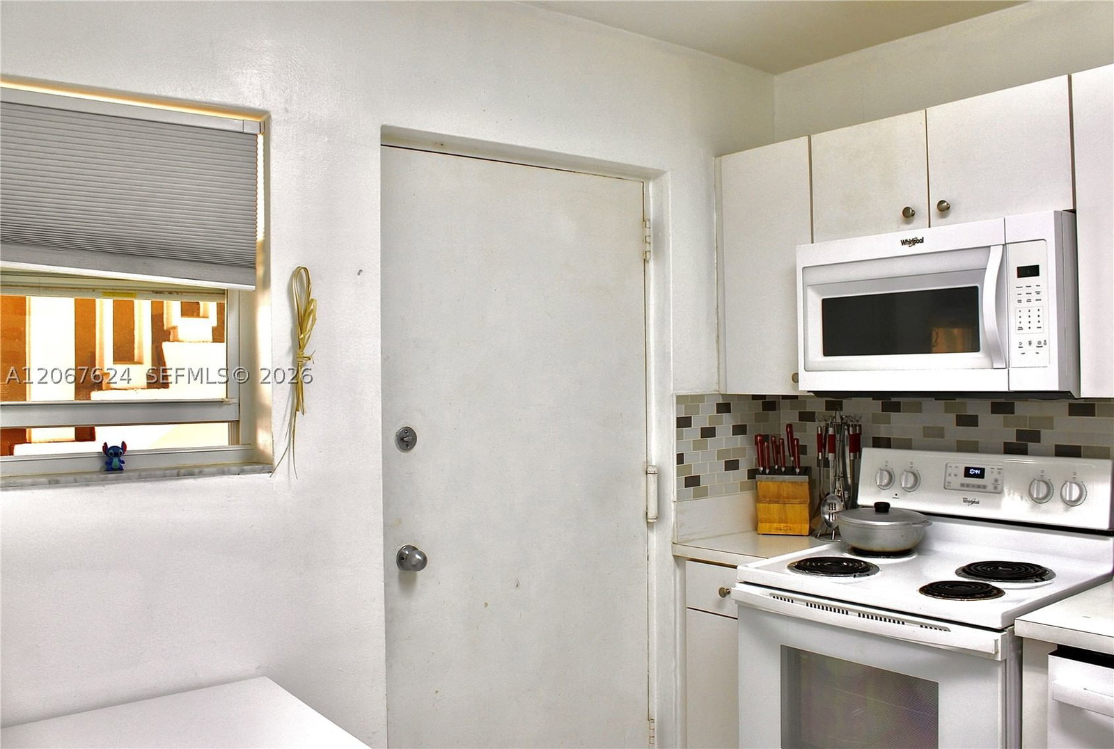 Real estate property located at 7440 Miami Lakes Dr F212, Miami-dade, Villas Of Miami Lakes Con, Miami Lakes, FL