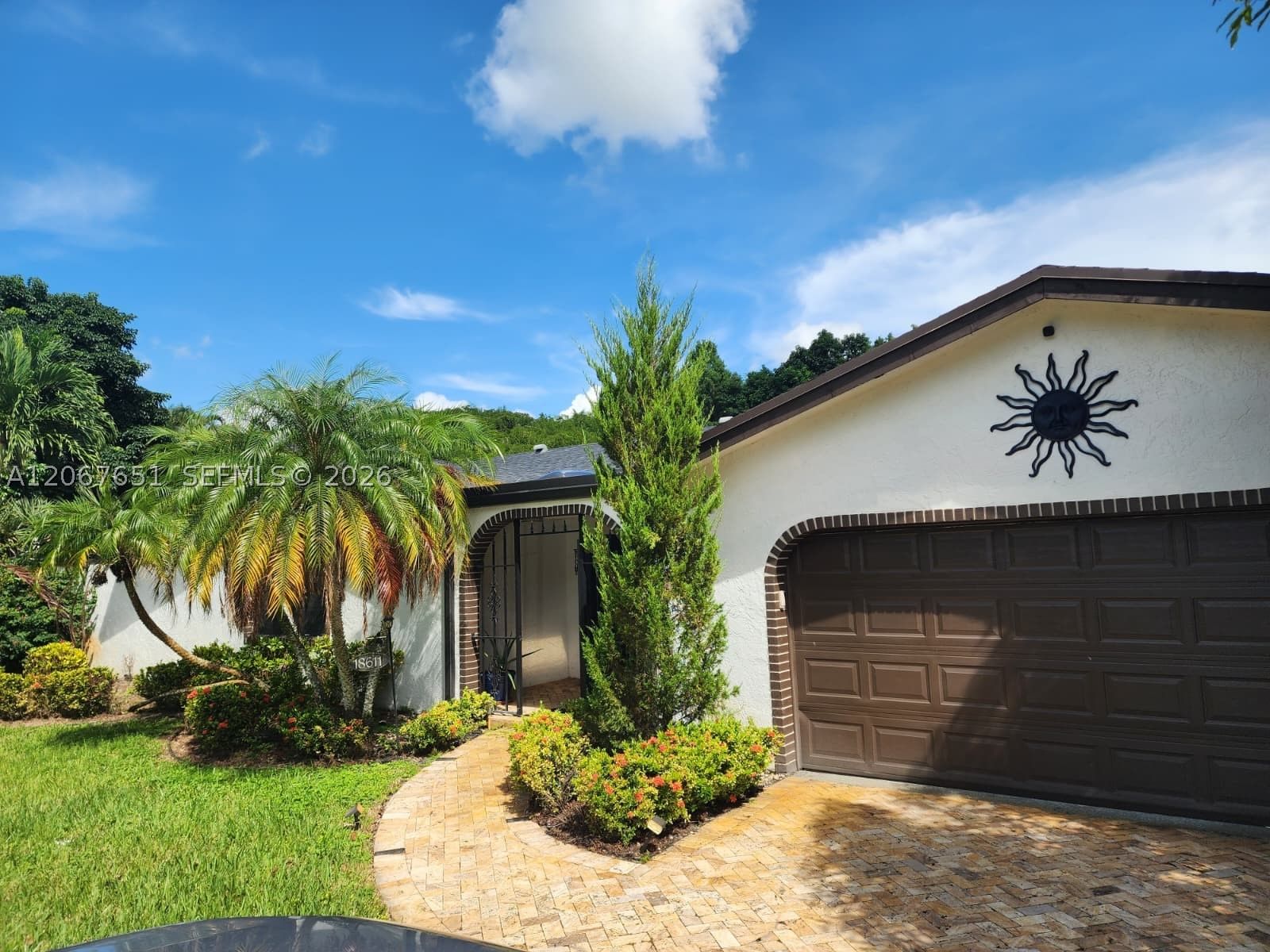 Real estate property located at 18611 61st Ct, Broward, Jonel Terrace 6, Southwest Ranches, FL