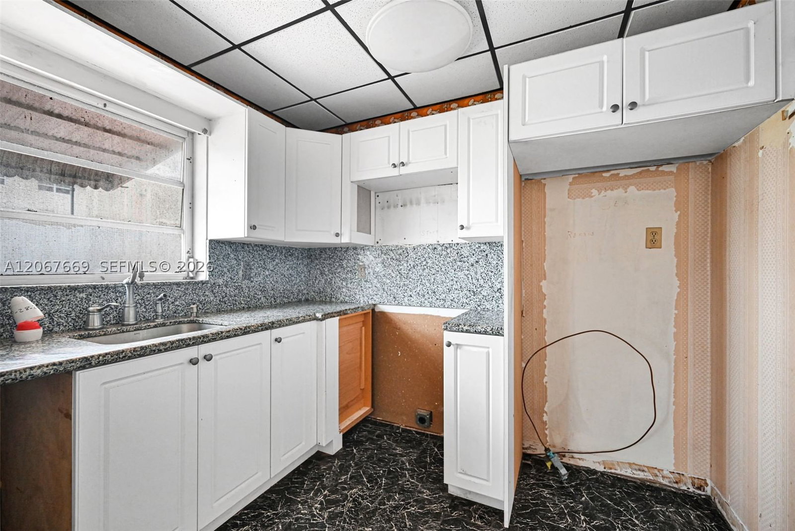 Real estate property located at 5300 Washington St R110, Broward, Beverly Hills Condo Numbe, Hollywood, FL