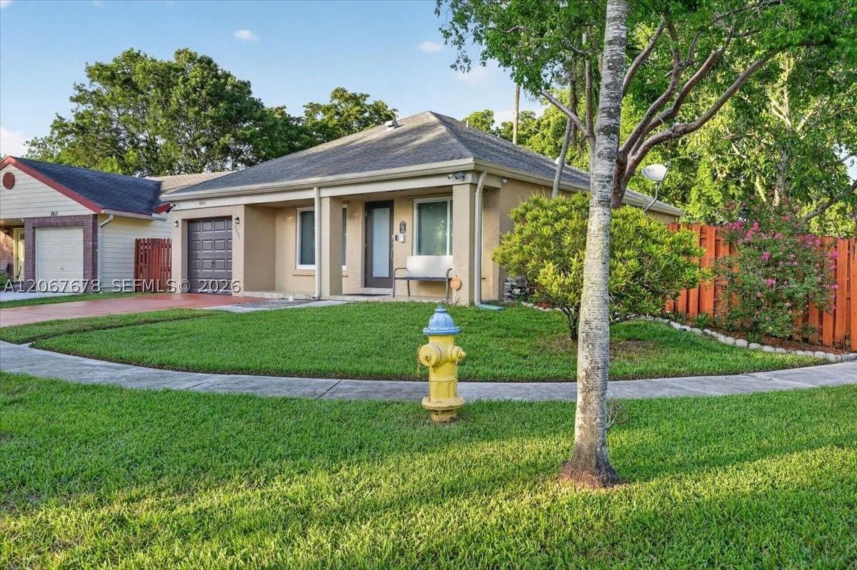 Real estate property located at 8601 16th St, Broward, Cinnamon Place 1, Pembroke Pines, FL