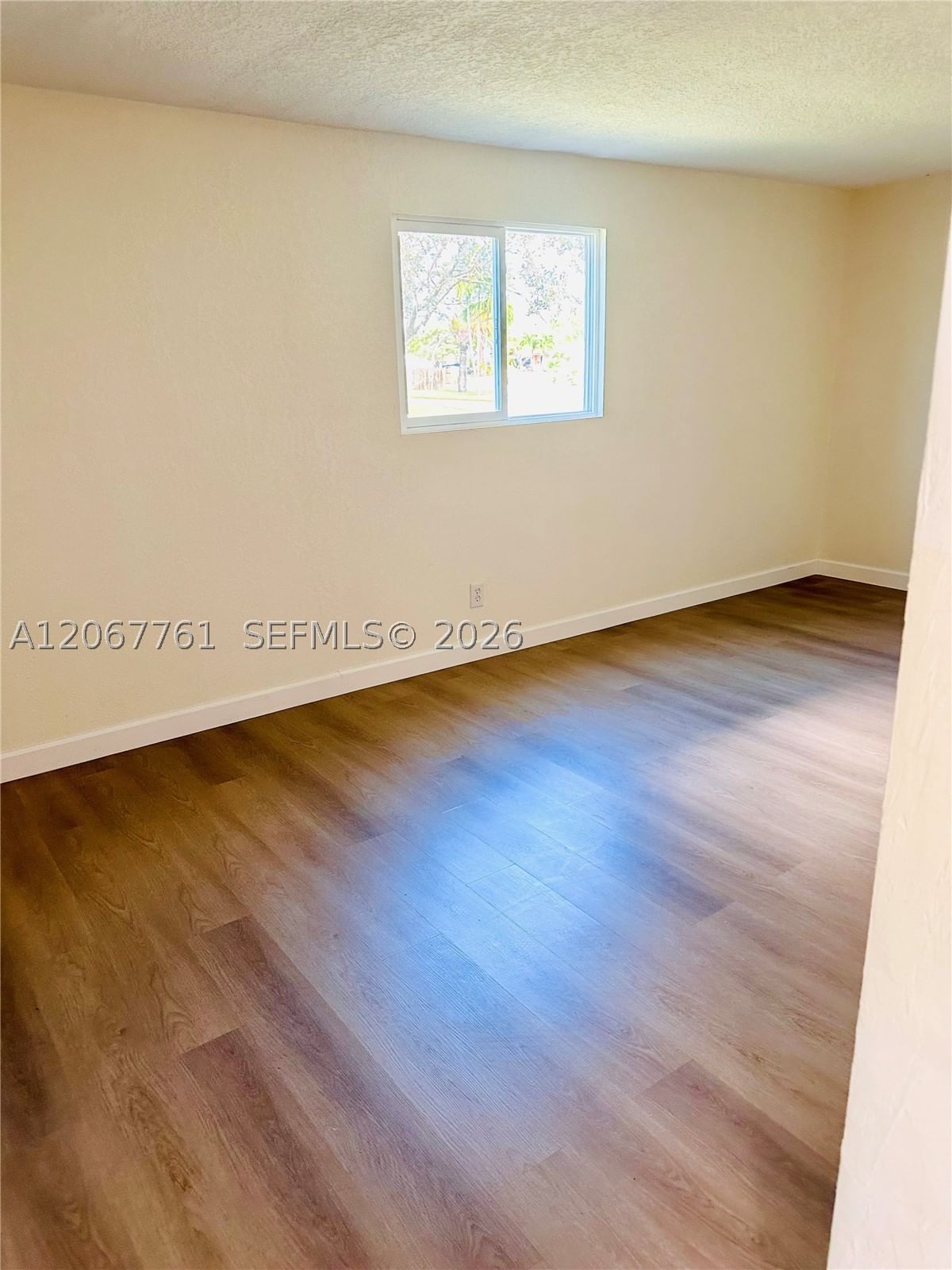 Real estate property located at 1921 48th Ave, Broward, Broadview Park Sec 2 Amen, Fort Lauderdale, FL