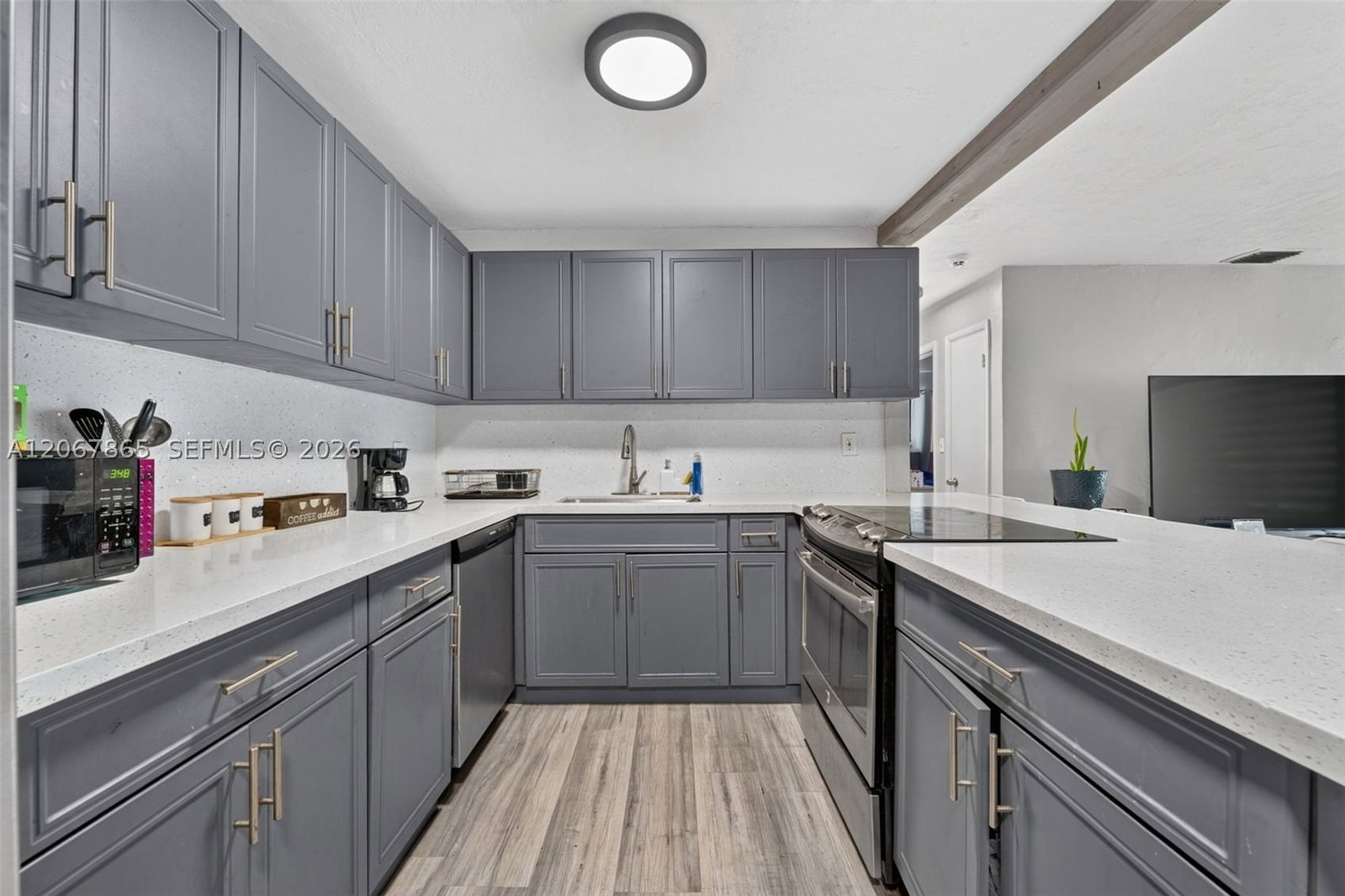 Real estate property located at 6919 22nd Ct, Broward, Palm Lane Homes In Mirama, Miramar, FL