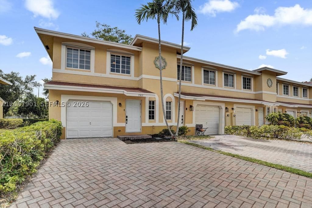 Real estate property located at 1363 Avon Ln, Broward, Hamptons Of North Lauderd, North Lauderdale, FL