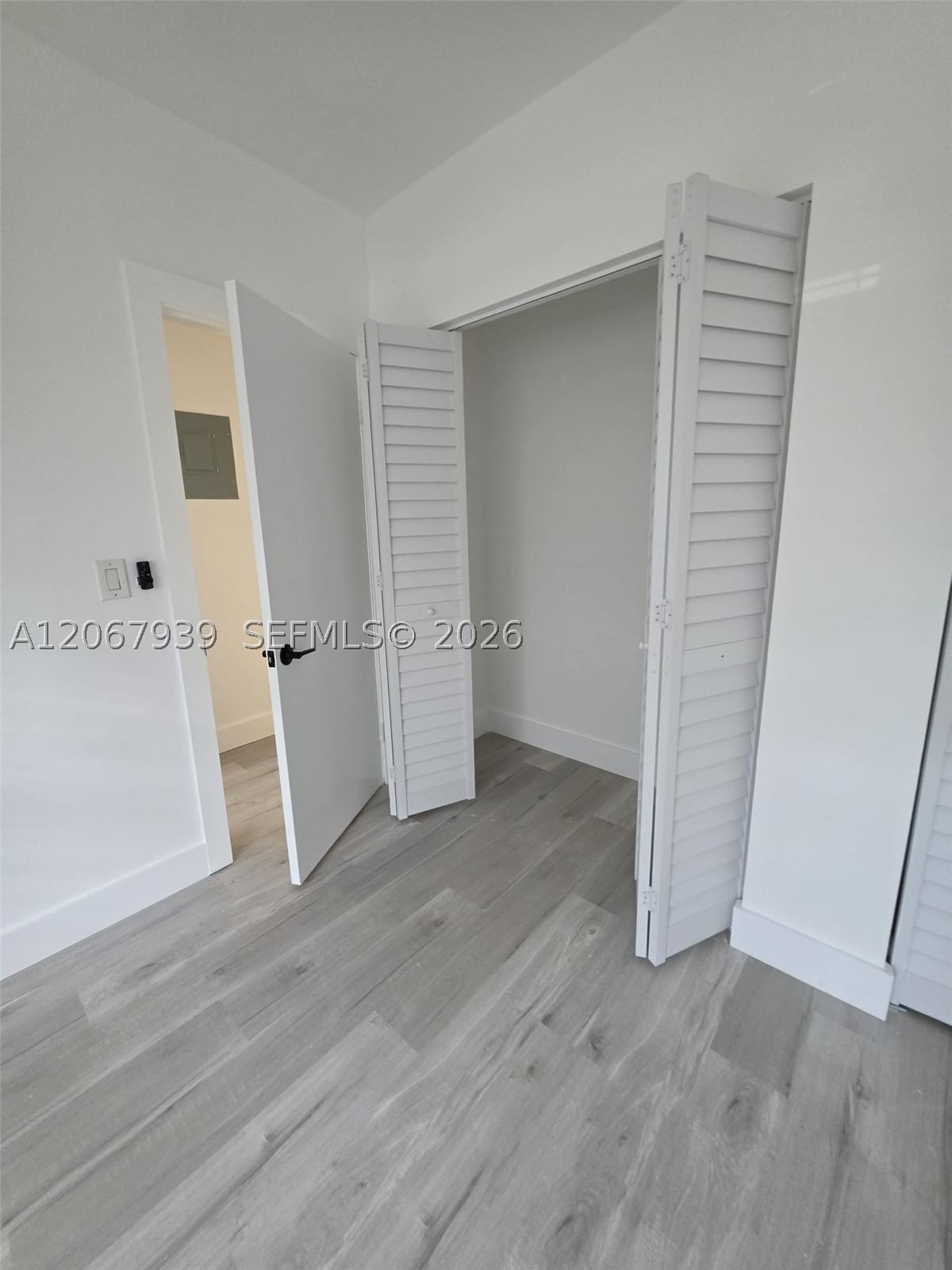 Real estate property located at 7845 Bayshore Ct #12A, Miami-dade, Tudor House Condo, Miami, FL