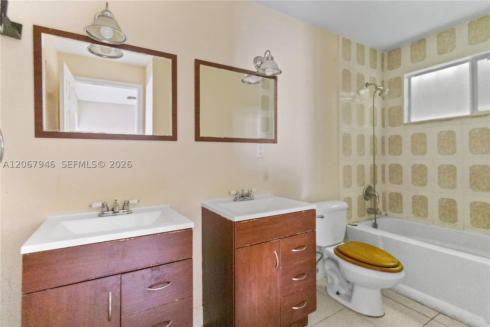 Real estate property located at 2030 29th Ter, Broward, Royal Palms Park, Fort Lauderdale, FL