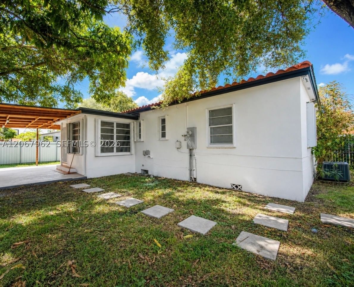 Real estate property located at 4060 6th St, Miami-dade, Le Jeune Place, Miami, FL