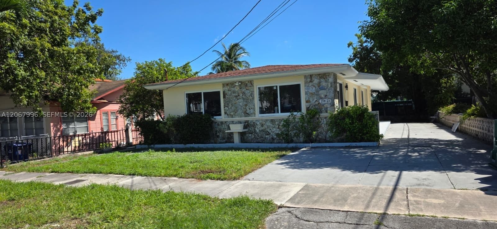 Real estate property located at 21 32nd Ct, Miami-dade, Twelfth St Manors 1st Add, Miami, FL