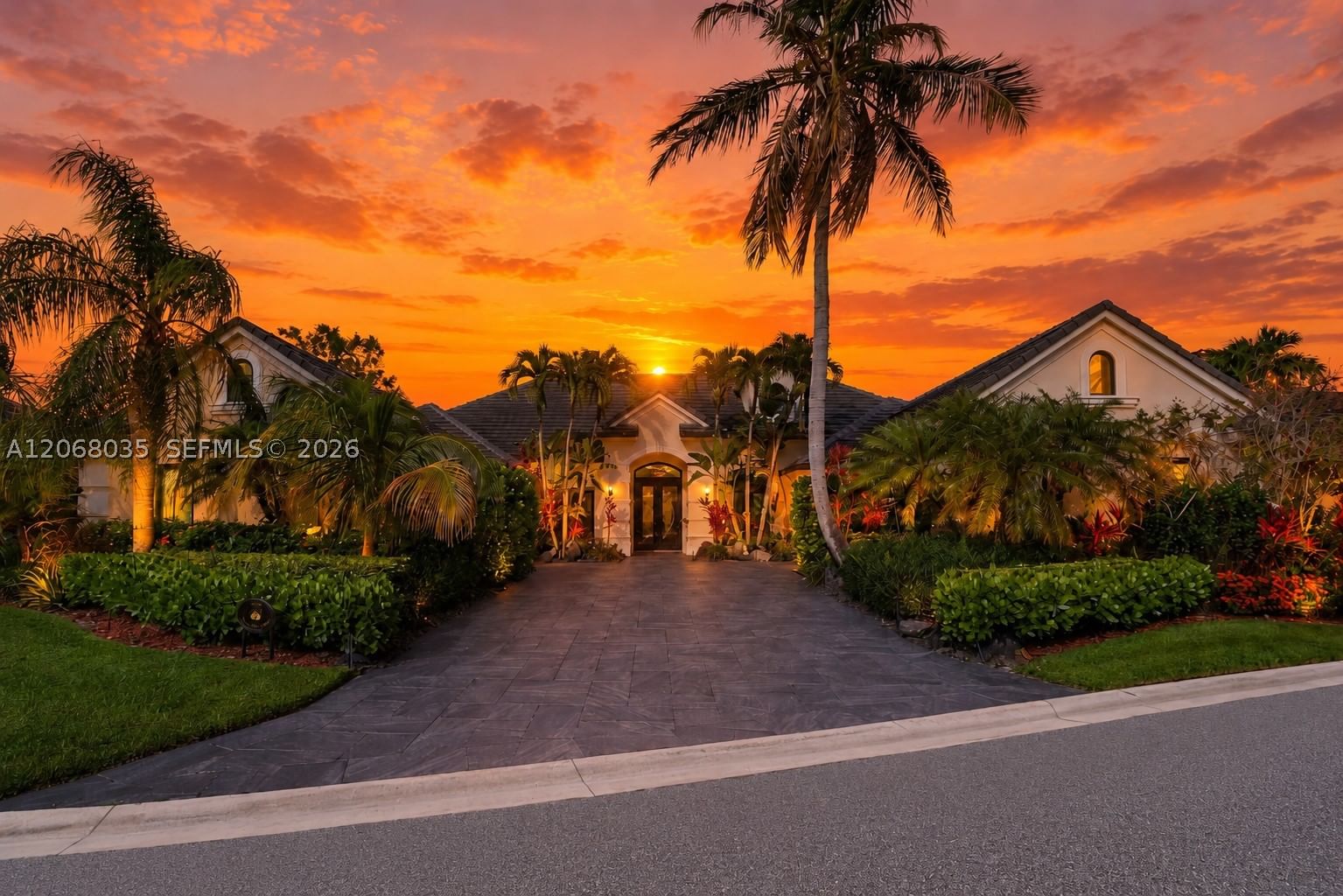 Real estate property located at 18989 Windward Island Ln, Martin, Jupiter River Estates, Jupiter, FL