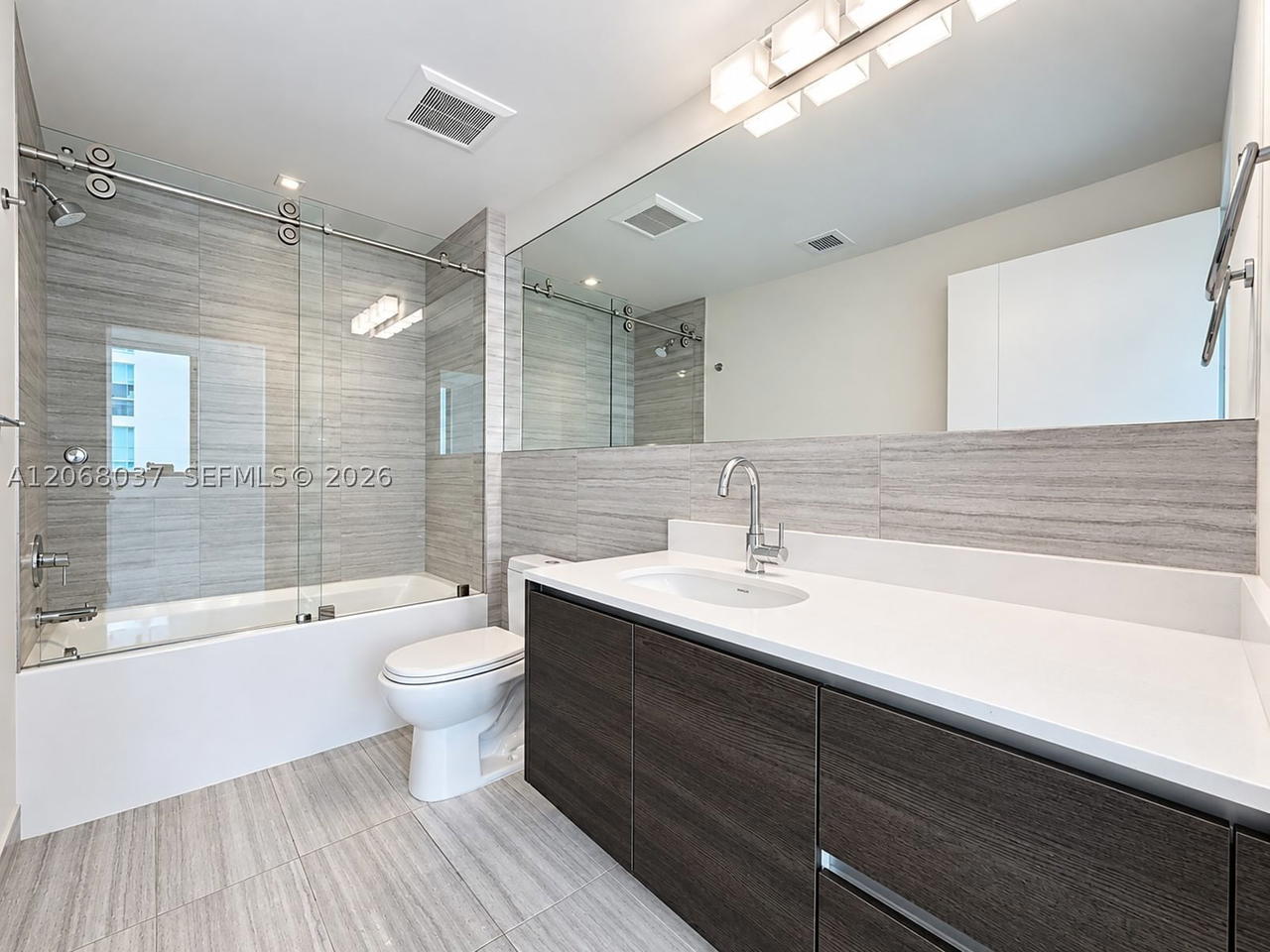 Real estate property located at 301 Altara Ave #609, Miami-dade, Merrick Manor Condo, Coral Gables, FL