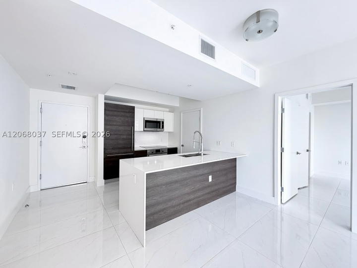 Real estate property located at 301 Altara Ave #609, Miami-dade, Merrick Manor Condo, Coral Gables, FL