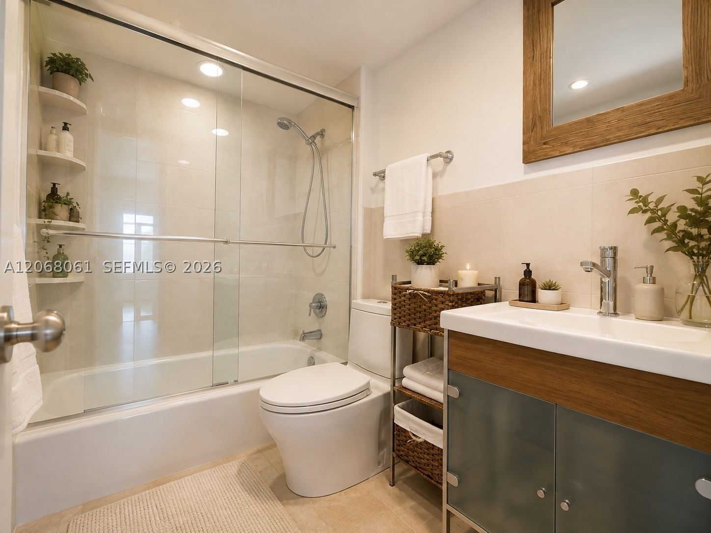 Real estate property located at 1450 Lincoln Rd #1010, Miami-dade, Lincoln Bay Towers Condo, Miami Beach, FL
