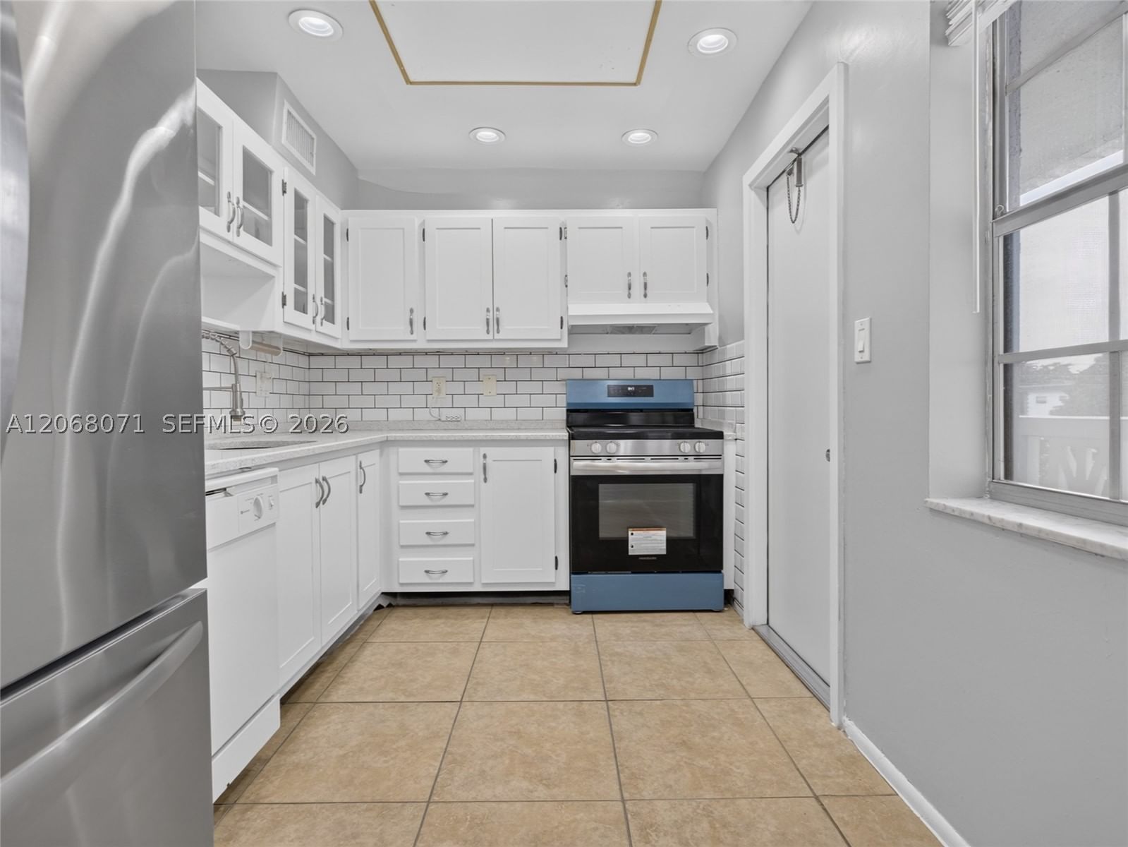 Real estate property located at 4140 44th Ave #408, Broward, Ruby Condo, Lauderdale Lakes, FL