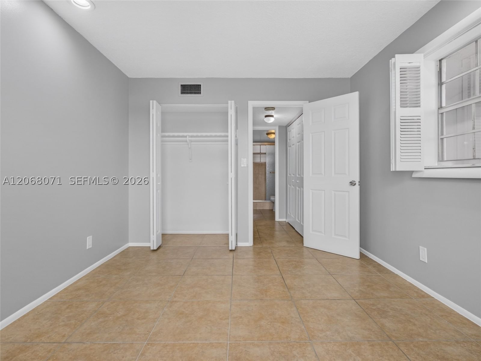 Real estate property located at 4140 44th Ave #408, Broward, Ruby Condo, Lauderdale Lakes, FL