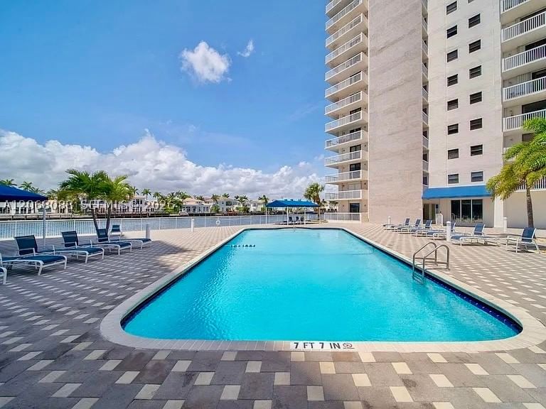 Real estate property located at 1600 Ocean Dr #14F, Broward, Allington Towers Condo, Hollywood, FL