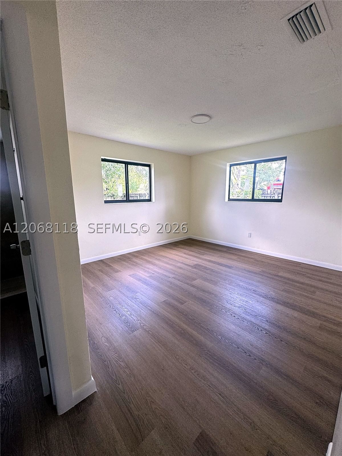 Real estate property located at 6136 20th St, Broward, Welwyn Manor, Miramar, FL