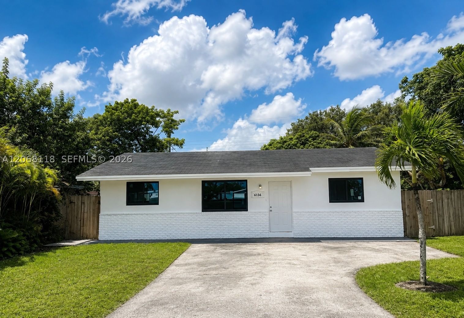 Real estate property located at 6136 20th St, Broward, Welwyn Manor, Miramar, FL