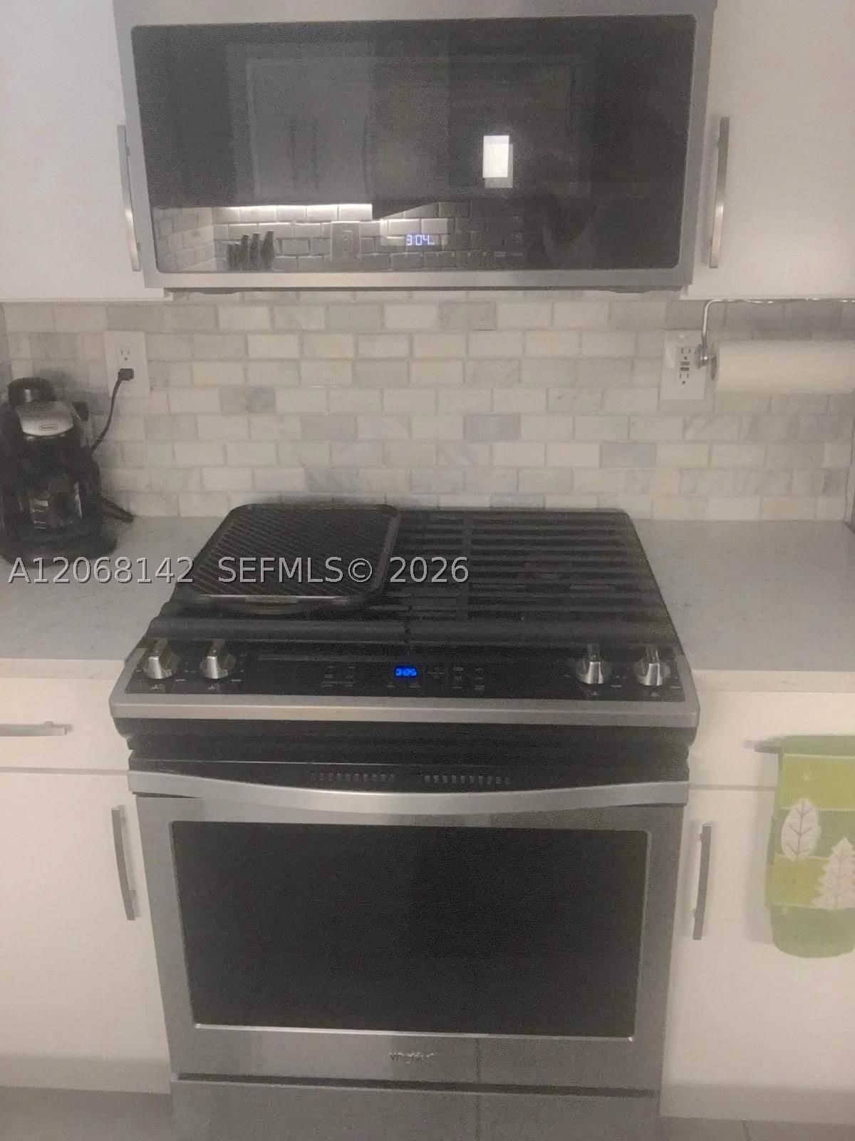 Real estate property located at 3905 78th Ct #205, Miami-dade, Tropical Manor Condo, Miami, FL