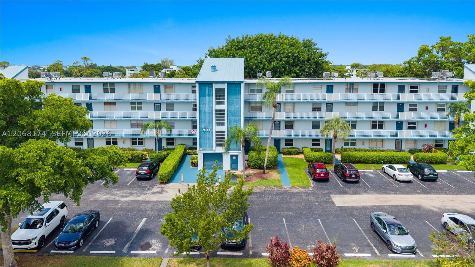 Real estate property located at 7688 18 St #202, Broward, Palm Springs 2, Margate, FL