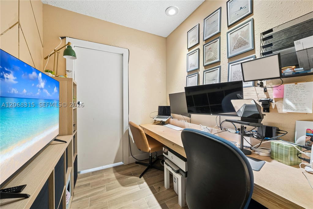 Real estate property located at 10331 130th Ave, Miami-dade, First Addn To Calusa Club, Miami, FL