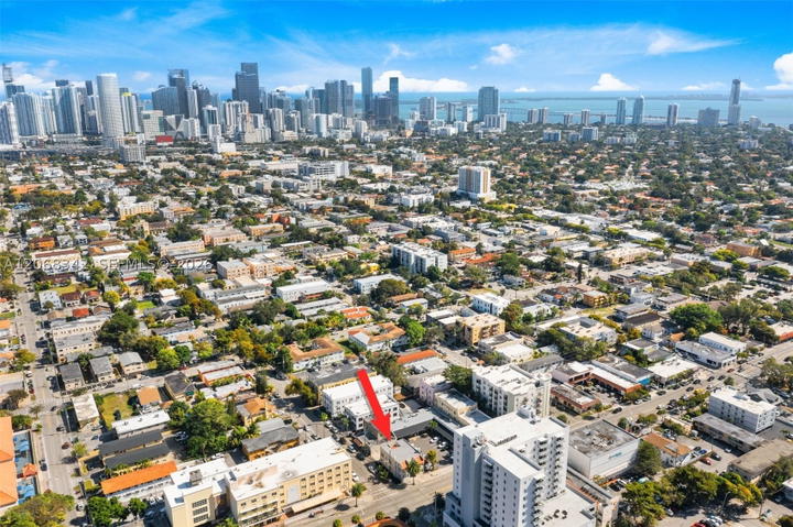 Real estate property located at 403 12th Ave, Miami-dade, Lawrence Estates Land Co, Miami, FL