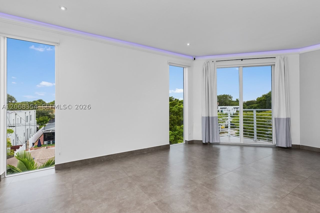 Real estate property located at 1000 4th Ave, Broward, Lauderdale, Fort Lauderdale, FL