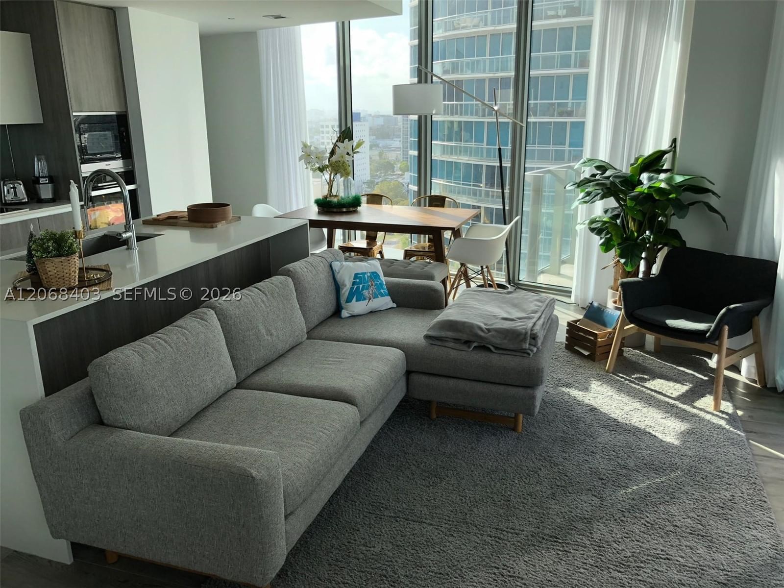 Real estate property located at 2900 7th Ave #1701, Miami-dade, Biscayne Beach Condo, Miami, FL