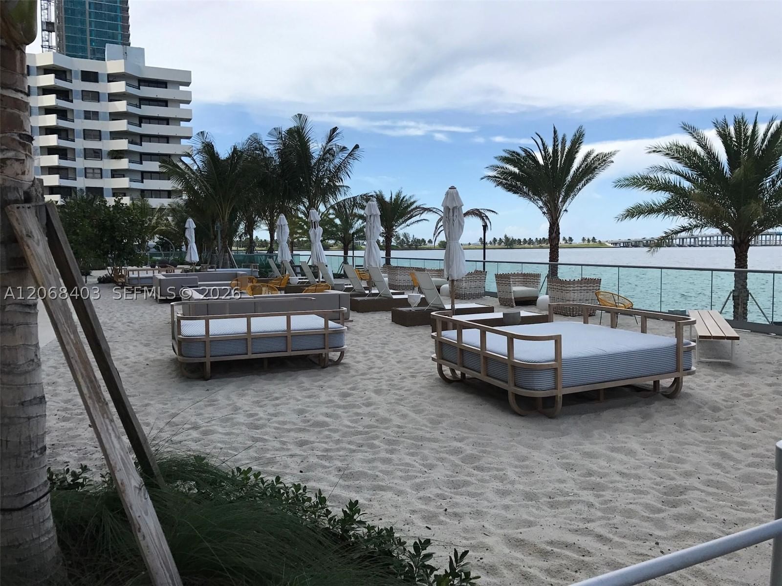 Real estate property located at 2900 7th Ave #1701, Miami-dade, Biscayne Beach Condo, Miami, FL