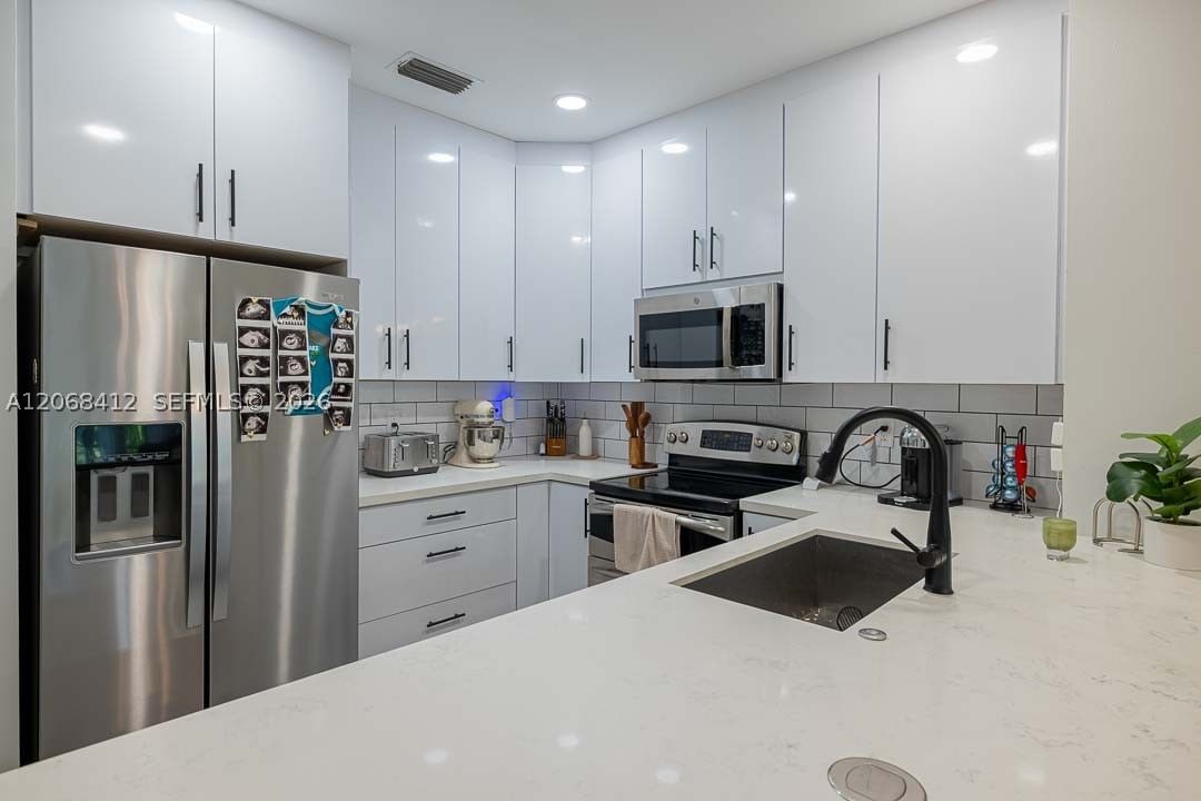Real estate property located at 12171 4th St, Broward, Nasher Plat, Pembroke Pines, FL