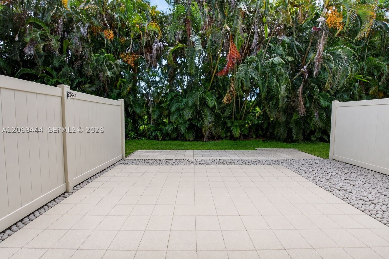 Real estate property located at 218 Lake Monterey Cir, Palm Beach, Monterey Bay Pud, Boynton Beach, FL
