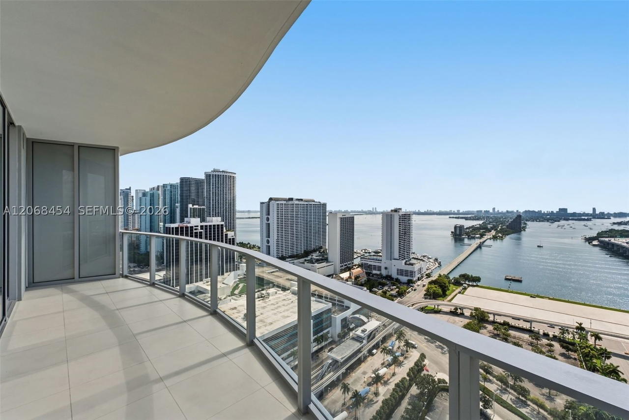 Real estate property located at 1400 Biscayne Blvd. #3004, Miami-dade, Casa Bella Residences, Miami, FL
