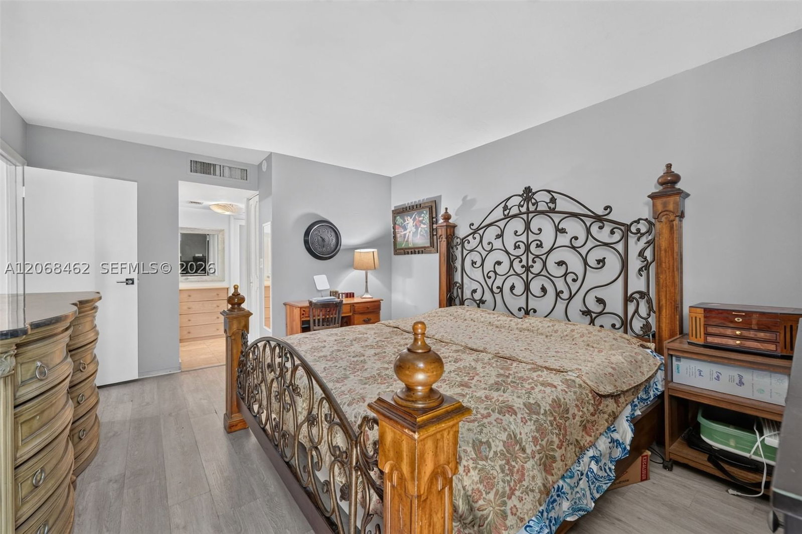 Real estate property located at 3301 Country Club Dr #110, Miami-dade, Bravura I Condo, Aventura, FL
