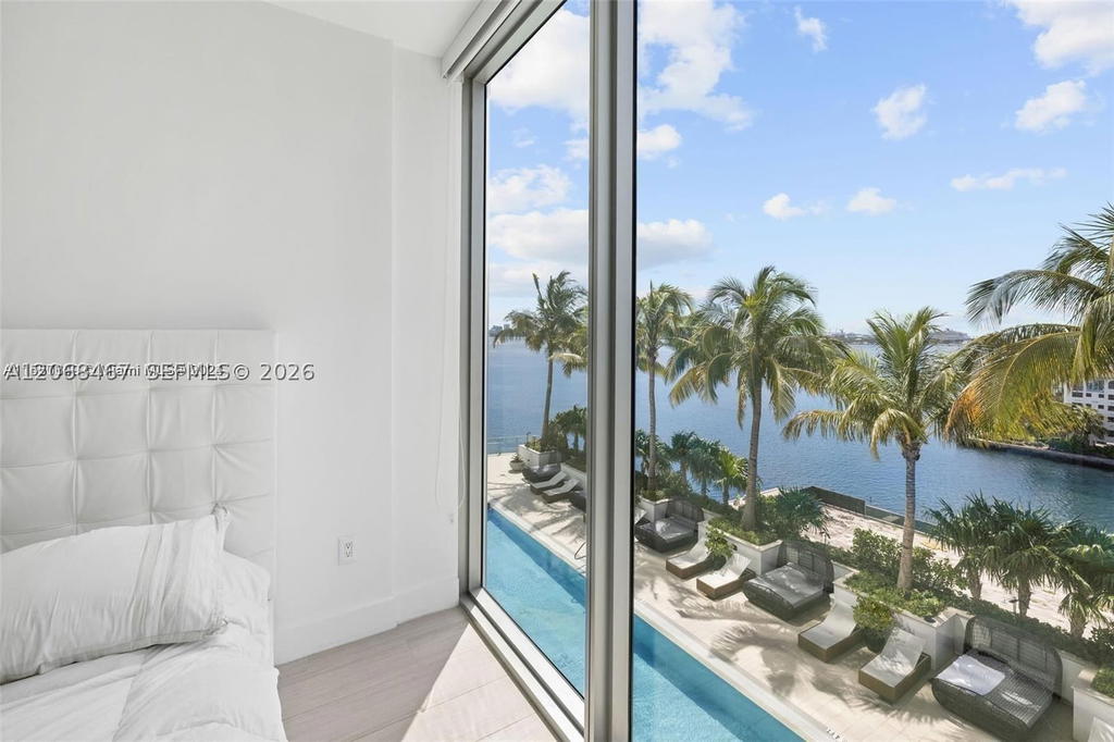 Real estate property located at 2900 7th Ave #809, Miami-dade, Biscayne Beach Condo, Miami, FL