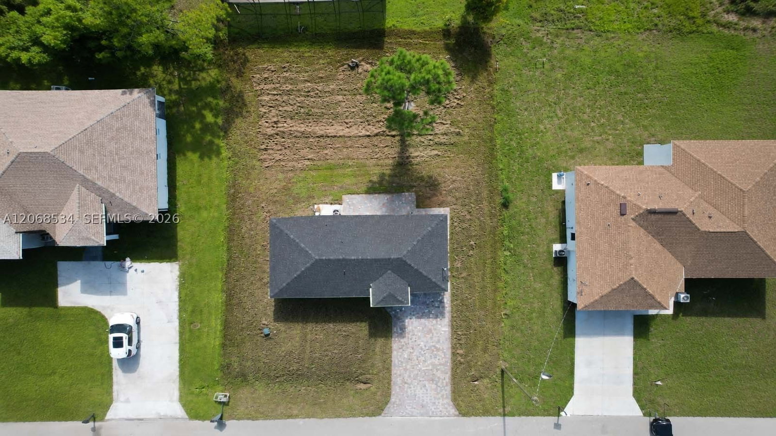 Real estate property located at 729 Anaconda Ave S, Lee, Lee County Unincorporated, Lehigh Acres, FL