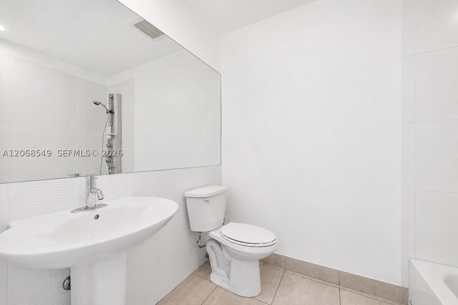 Real estate property located at 3250 Grand Ave #406, Miami-dade, Cocostyle @ 3250 Grand Av, Miami, FL