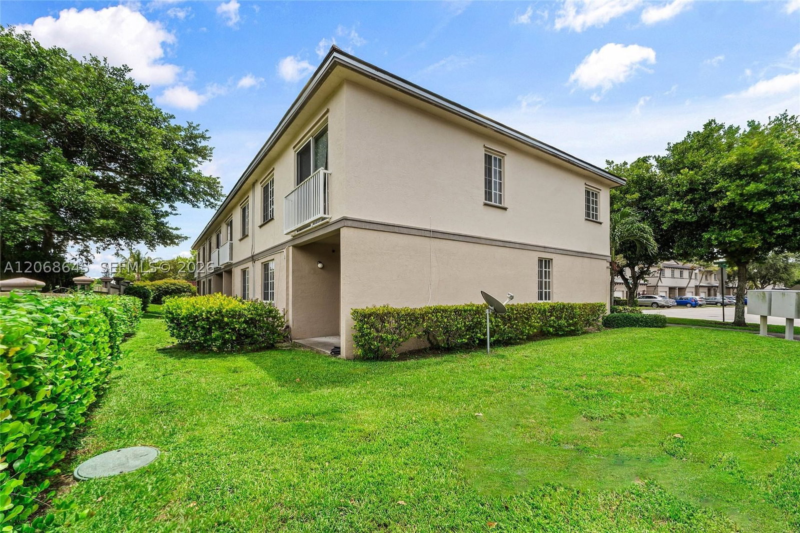 Real estate property located at 2004 Freeport Ln #4106, Palm Beach, Marsh Harbour 41 Condo, Riviera Beach, FL