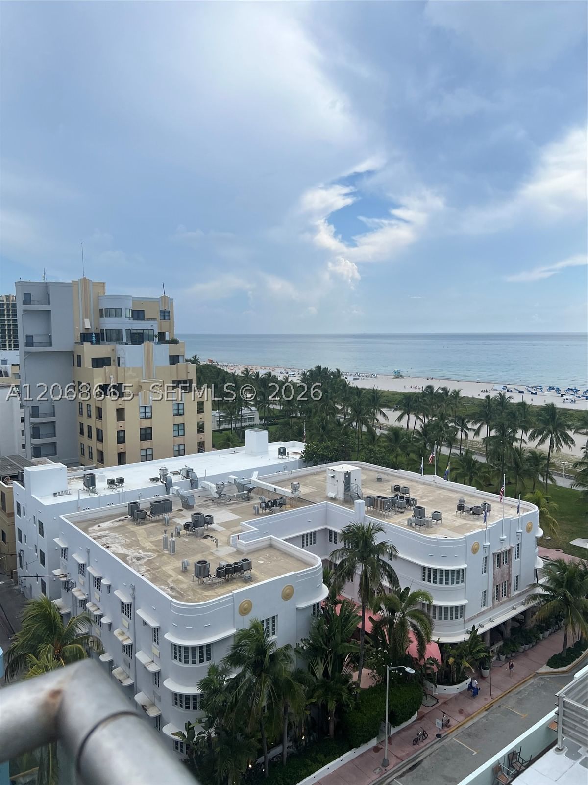 Real estate property located at 1255 Collins Ave #705, Miami-dade, Islander Condo Apts, Miami Beach, FL