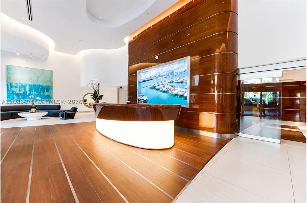 Real estate property located at 90 Alton Rd #1102, Miami-dade, Yacht Club At Portofino C, Miami Beach, FL