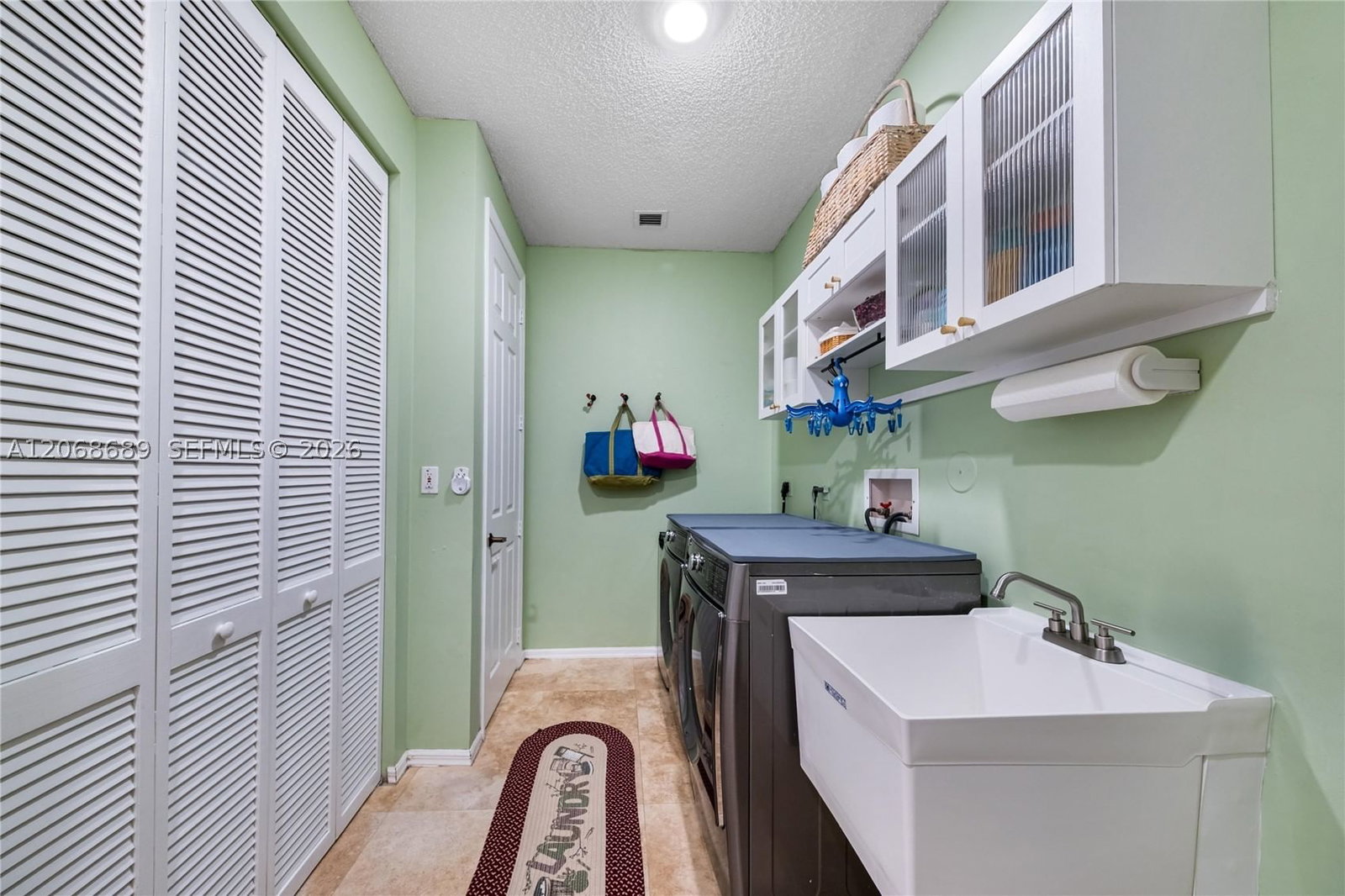 Real estate property located at 10660 44th Ct, Broward, Mystique, Davie, FL