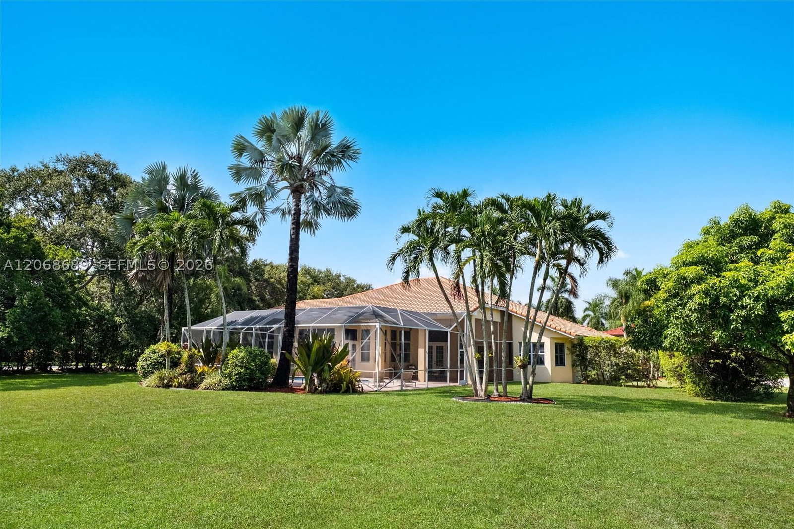 Real estate property located at 10660 44th Ct, Broward, Mystique, Davie, FL