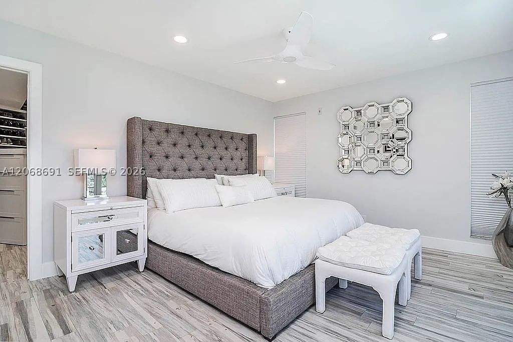 Real estate property located at 1700 15th St #401, Broward, Caravel Condominium Apart, Fort Lauderdale, FL