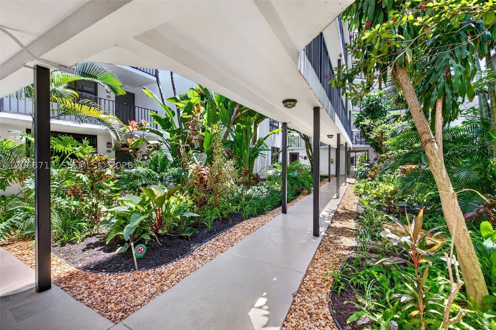 Real estate property located at 3350 192nd St #5H-B, Miami-dade, Southview At Aventura Con, Aventura, FL