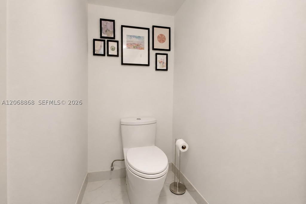 Real estate property located at 16385 Biscayne Blvd #1920, Miami-dade, The Harbour South Condo, North Miami Beach, FL