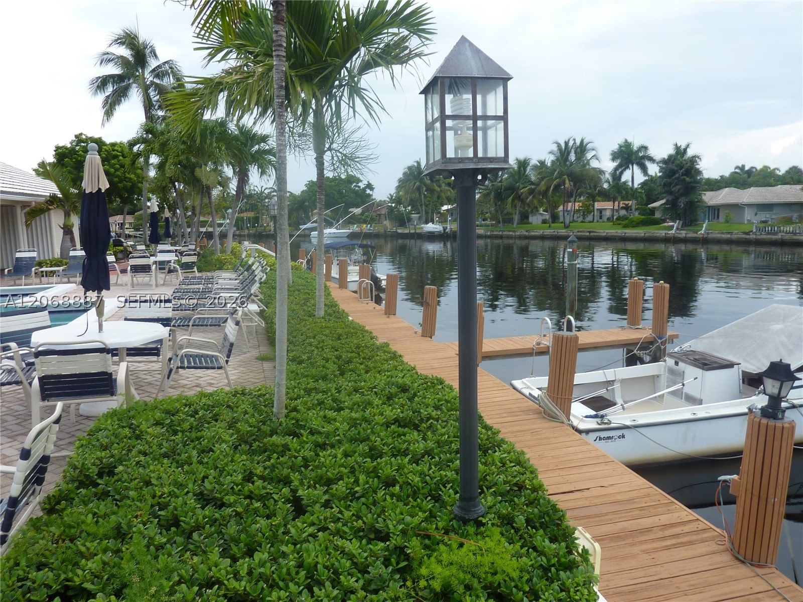 Real estate property located at 180 Cypress Club Dr #811, Broward, Cypress Club Condo, Pompano Beach, FL